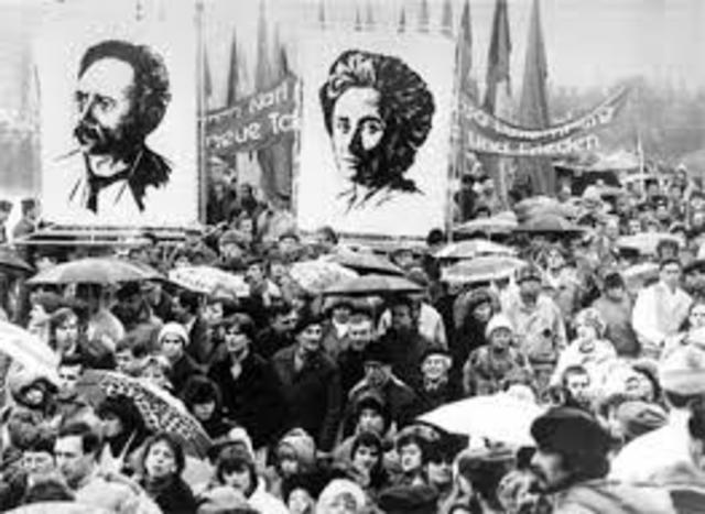 REVUELTA ESPARTAQUISTA