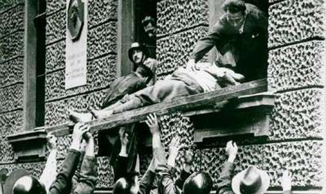 NOCHE DE LOS CUCHILLOS LARGOS