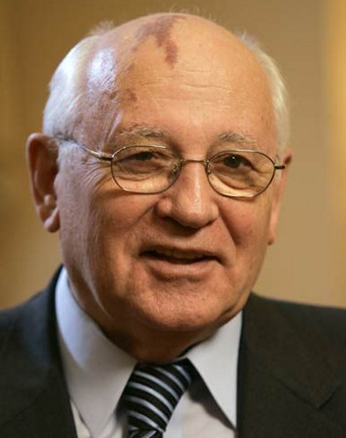 MIJAIL GORBACHOV