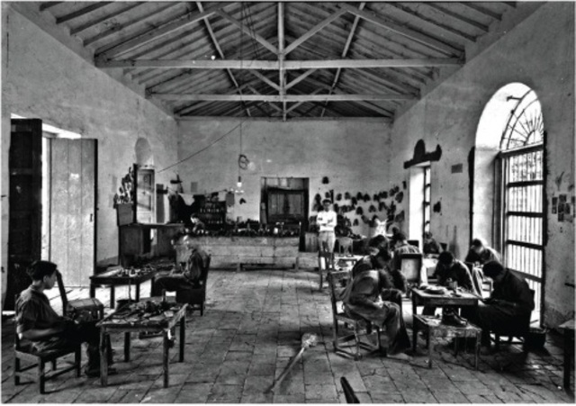 LAS PRIMERAS ESCUELAS NUEVAS  (FINALES DEL SIGLO XIX Y PRINCIPIOS DEL SIGLO XX)