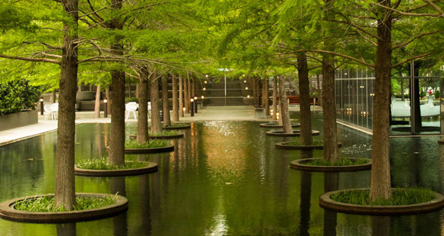 达拉斯联合银行大厦广场Dallas, Fountain Place