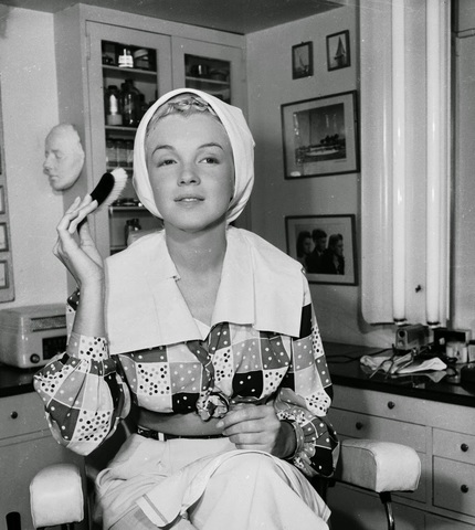 Contract with Columbia Picture