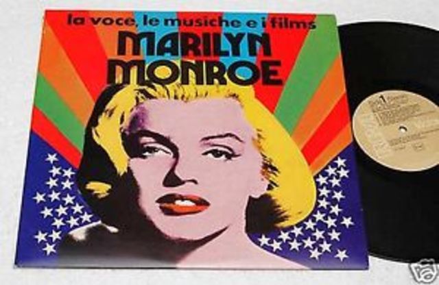 Signed recording contract with RCA