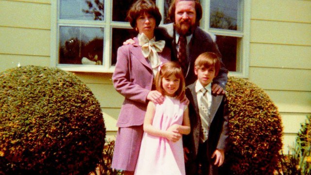 The McCandless family moves to a new house