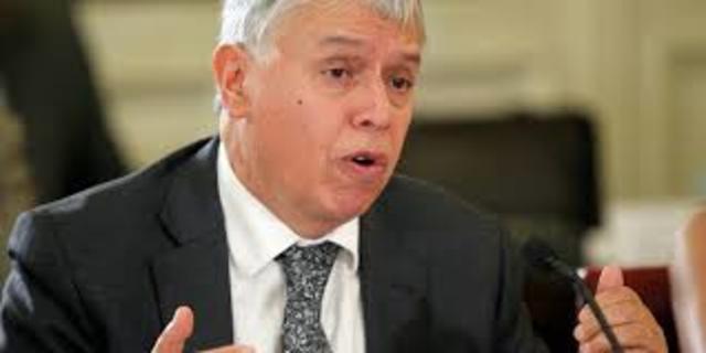 SITUACIÓN POLÍTICAMENTE INSOTENIBLE