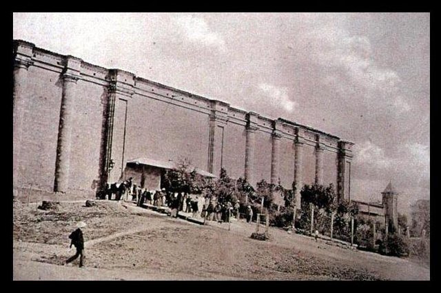 Comenzó la construcción del del panóptico.