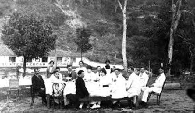 Fundación de sociedad