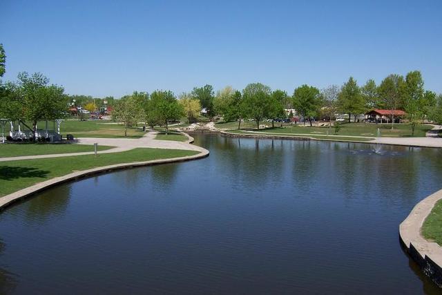 Mudo a Blue Springs, MO