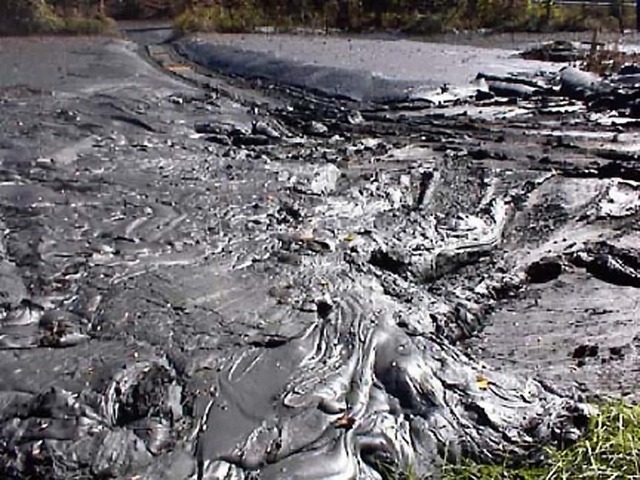 Mississippi River (Black Coal Sludge Spill)