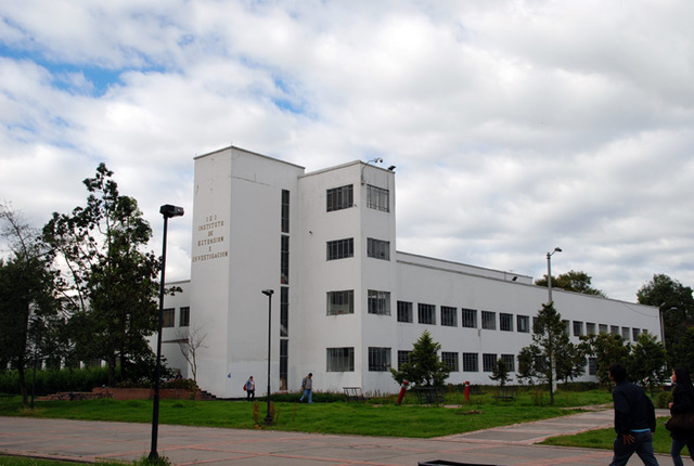 Configuración de la universidad nacional