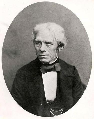 Michael Faraday, beviser at elektrisk energi kan laves om til bevægelsesenergi ved hjælp af elektromagnetisme. Han konstruerede to rotationsapparater, hvor en strømførende ledning roterede om en magnet og omvendt – Historiens første elmotor.