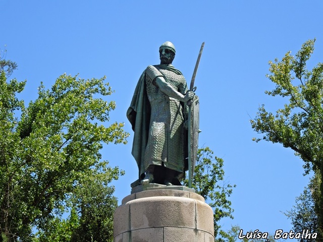 D.Henrique á frente do Condado Portucalense