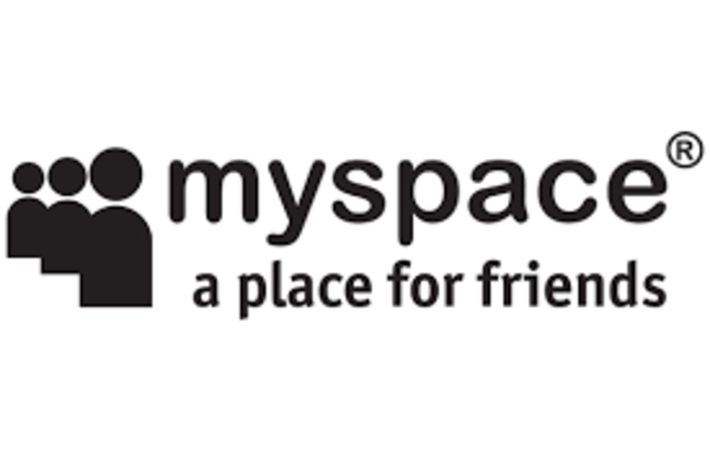 Lanzamiento de Myspace