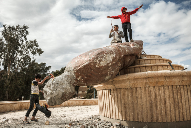Sirios rebeldes toman Raqqa