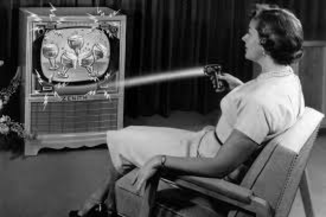 televisió amb comandament a distància