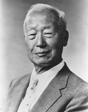 President Sysygman Rhee Resigns