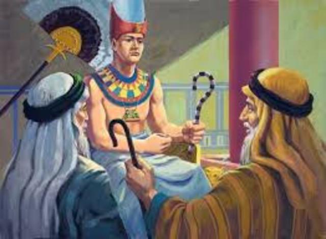 Moises regresa a egipto