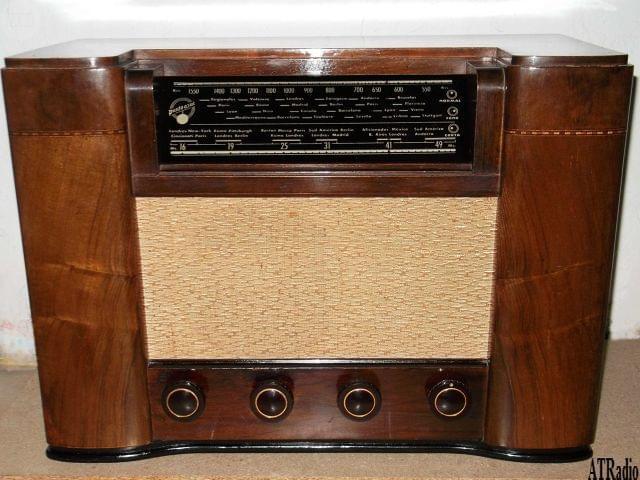 LA RADIODIFUSIÓN (1902)