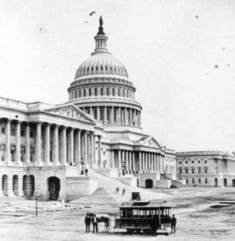 Congress expands suffrage to D.C.