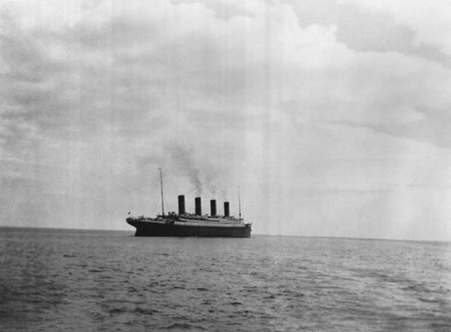 The last photo of the Titanic before it sunk.