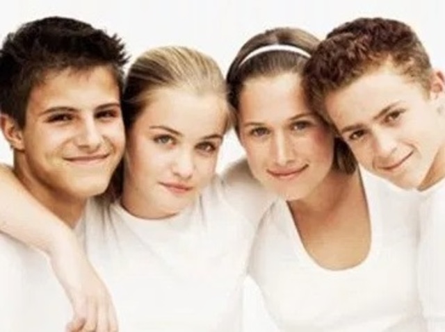 Se constituye la juventud  como etapa del ciclo vital