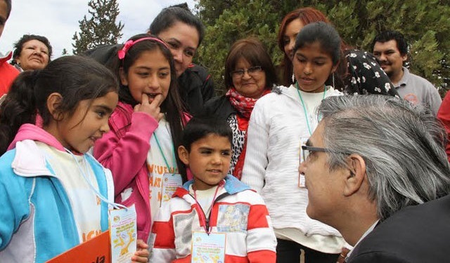 Se adaptan socialmente