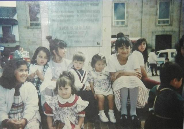 LA FOTO CON MIS PRIMOS