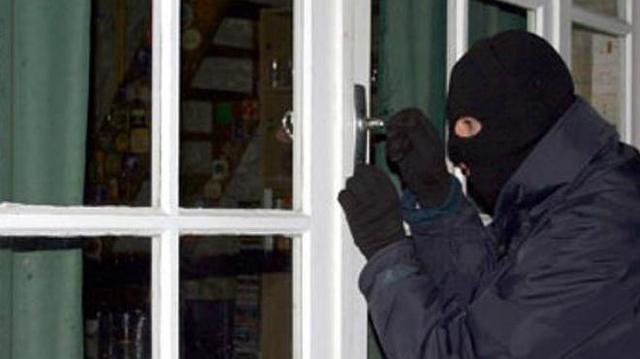 Robo de pertenencias en Chile