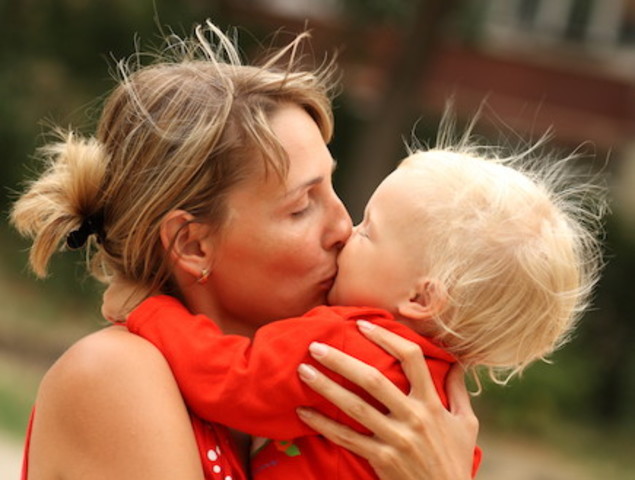 המשכתי ליאשה, הוא חיכה לי, הוא ידע שאני אגיע למרות שקצת איחרתי, כל כך שמחתי לפגוש אותו וידעתי מעכשיו הוא יהיה איתי לתמיד, אבא שלו הרע לא הצליח להפריד ביננו