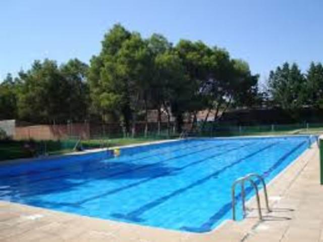 I go to a swimmig pool