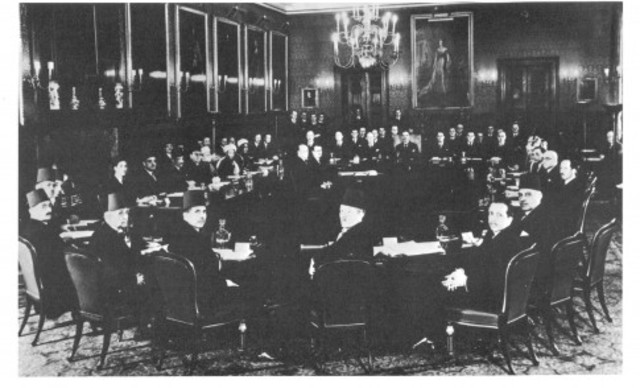 Se pública el "Libro Blanco de McDonald".