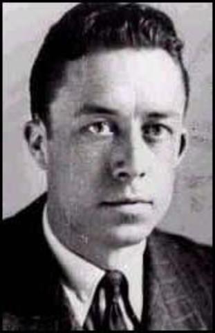 Albert is accepted into University of Algiers