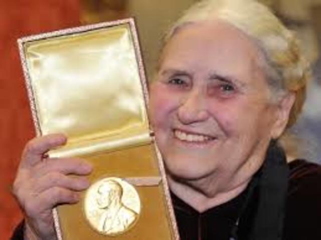 en 2007 recibio el premio nobel de literatura