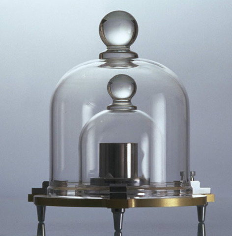 Изготовление эталонов метра и килограмма