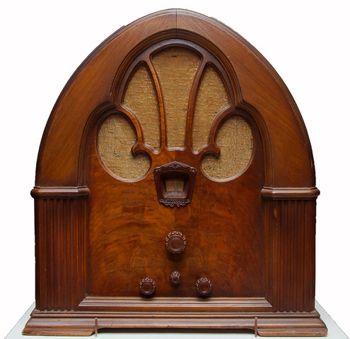 Primera transmisión de radio de Argentina