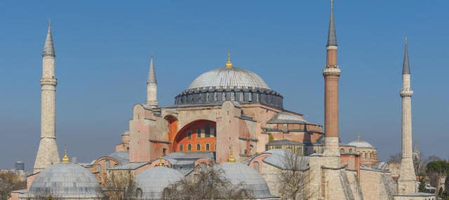 Hagia Sophia is Built (Byzantine)