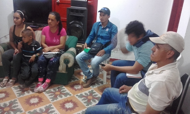 Charla motivacional para fomentar la unión entre asociados