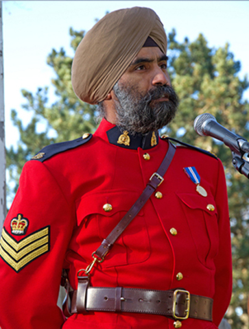 Supreme court determines that turbans can be worn wit the RCMP