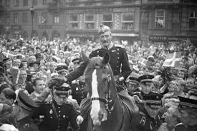 Christian X Surrenders