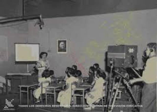 Uso de radio y televisión en la educación