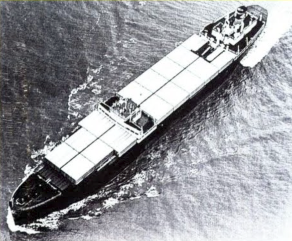 BUQUE PORTACONTENEDORES