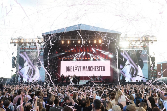 Show beneficente #onelovemanchester