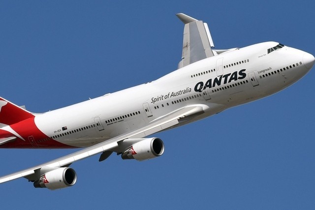 Primer vuelo del Boeing 747