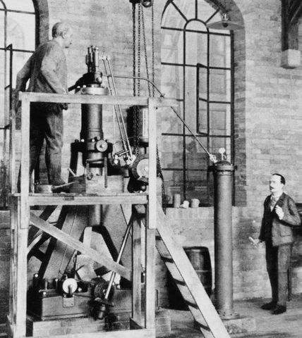 Primeros Intentos de Producción