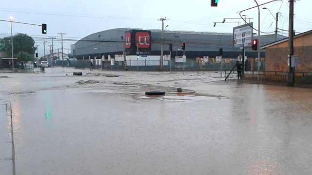 24 y 25. de marzo, fuertes lluvias entre Copiapo hasta Calama. Grandes partes inundadas, más de 50 victimas fatales y miles de damnificados, miles de casas dañadas.
