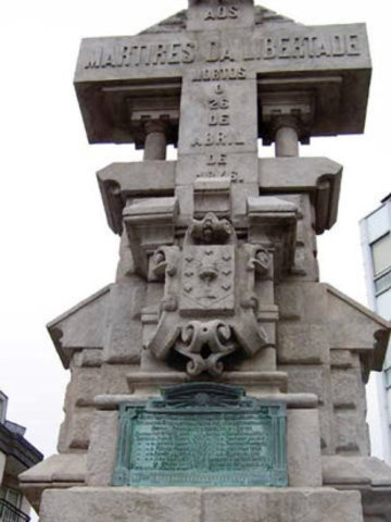 Monumento aos Mártires de Carral