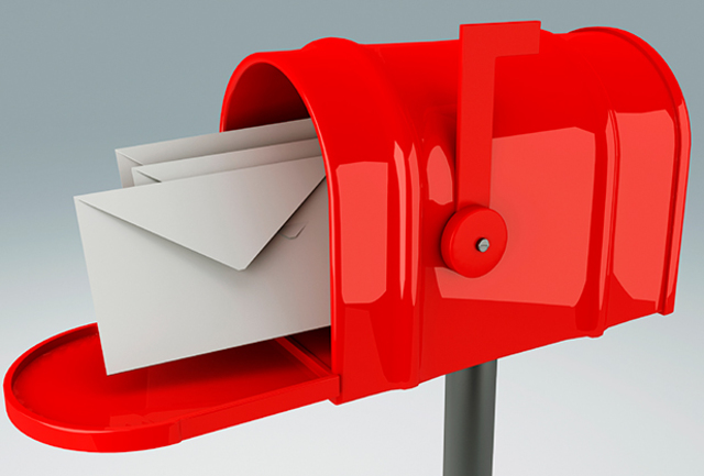 Primera Generación: por correspondencia.