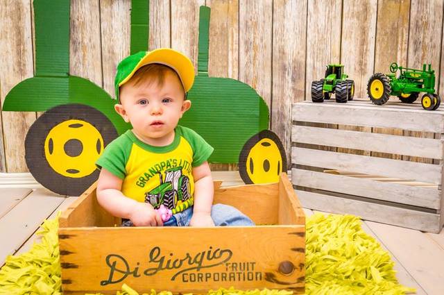 Maelee and Jon First Child