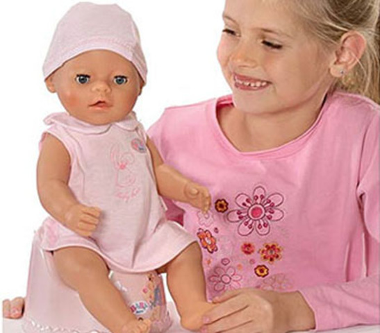 when i was 4 i used to play with dolls ,i couldn`t tostudy ,i ate too a lot