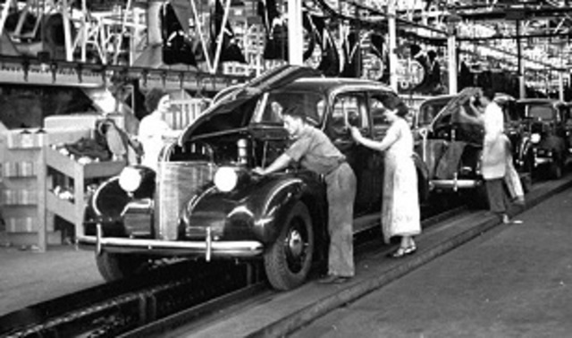 Linha de montagem automobilística